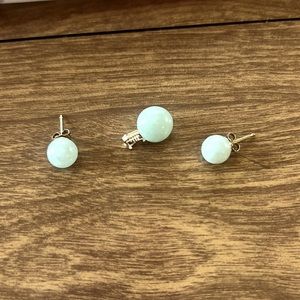14k jade earrings and pendent